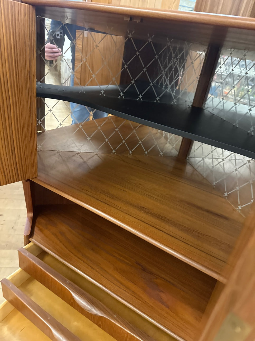 Teak hjørne barskab